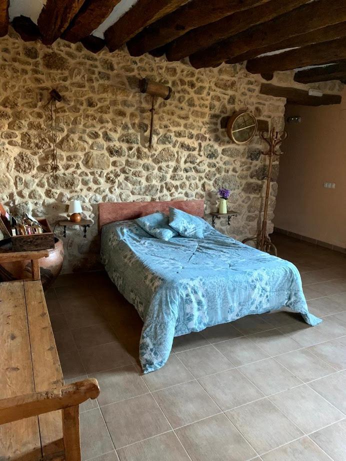 Masia De La Serra De La Cogulla Penarroya De Tastavins Luaran gambar