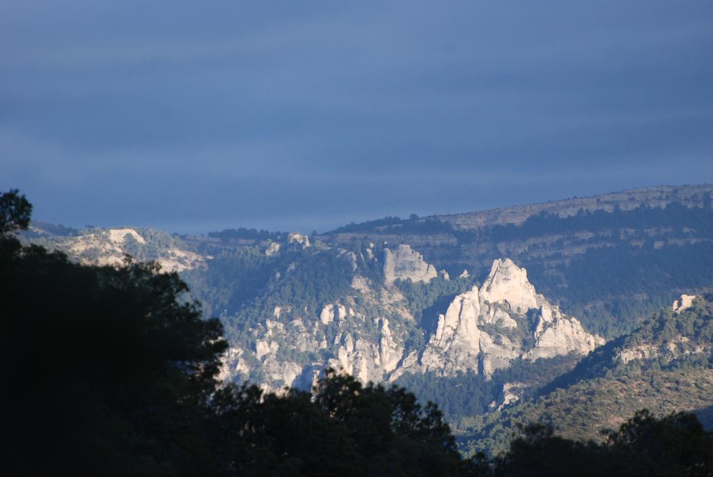 Masia De La Serra De La Cogulla Penarroya De Tastavins Luaran gambar