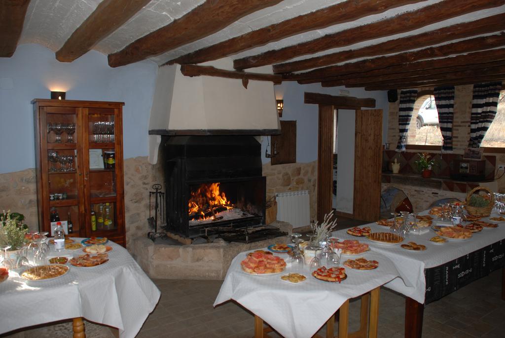 Masia De La Serra De La Cogulla Penarroya De Tastavins Luaran gambar